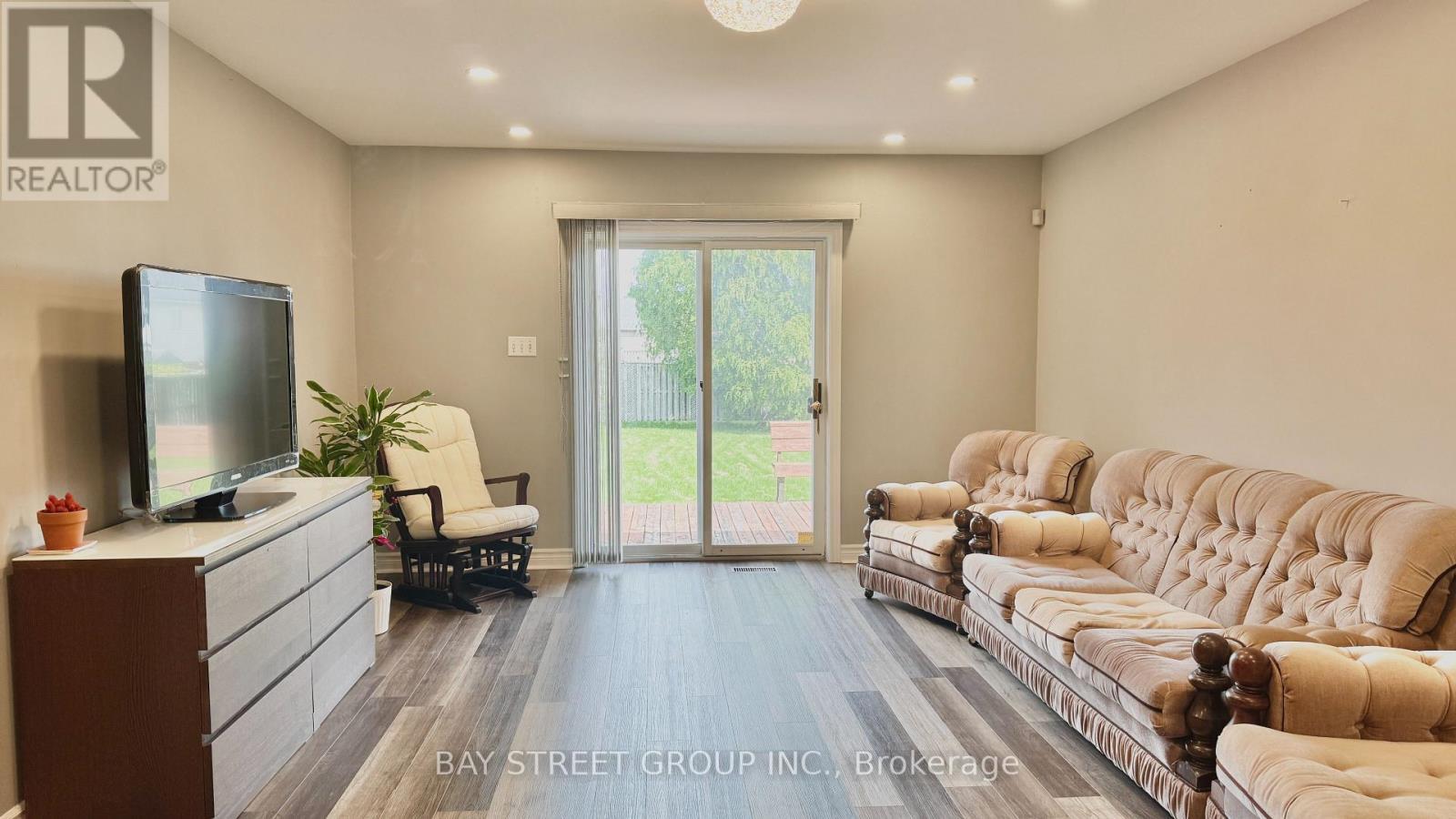 8223 Marcon Street, Niagara Falls, ON