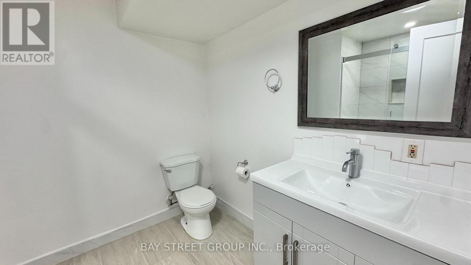 8223 Marcon Street, Niagara Falls, ON