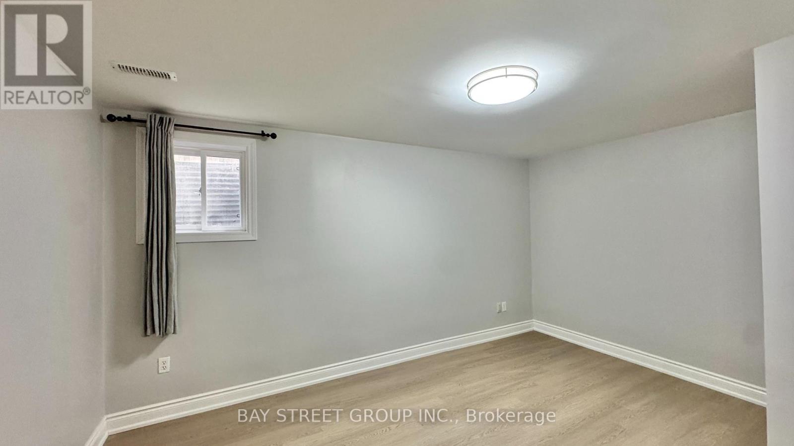 8223 Marcon Street, Niagara Falls, ON