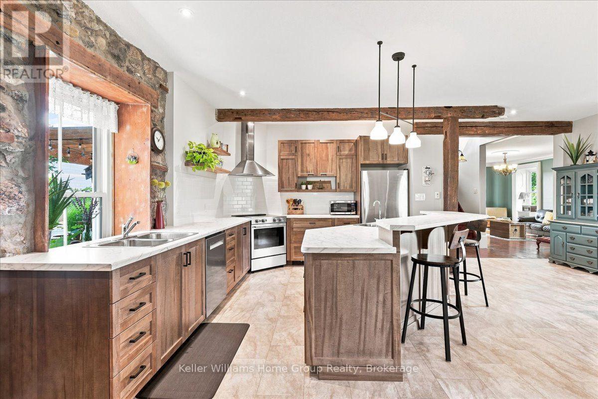Brand new chef inspired kitchen - 6829 Fifth Line, Centre Wellington, ON