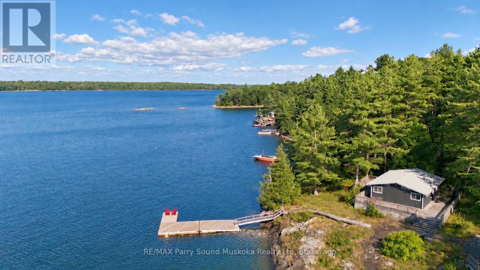 160 Paradise Lane, Carling, ON