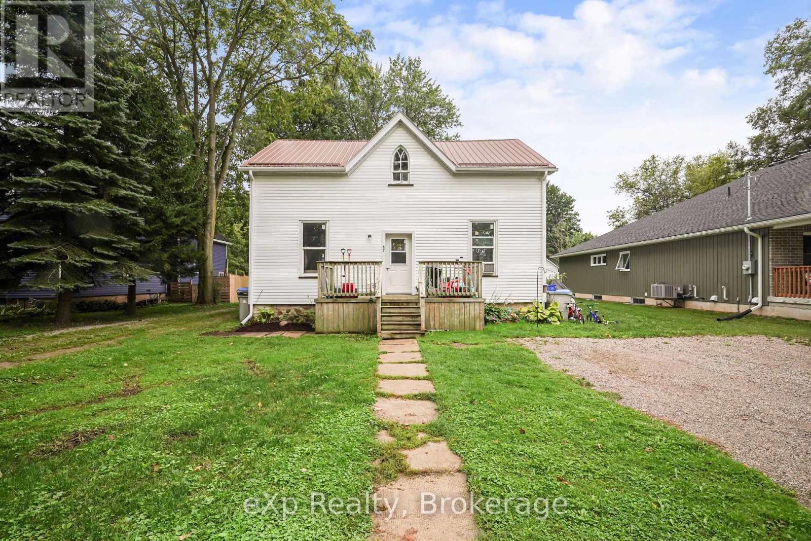 67 Railway Street, Huron East (Seaforth), ON