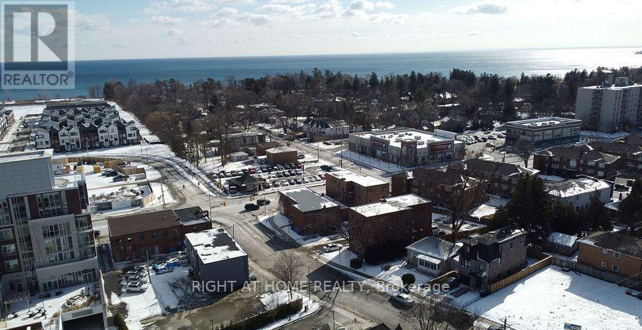 10C Benson Avenue, Mississauga, ON