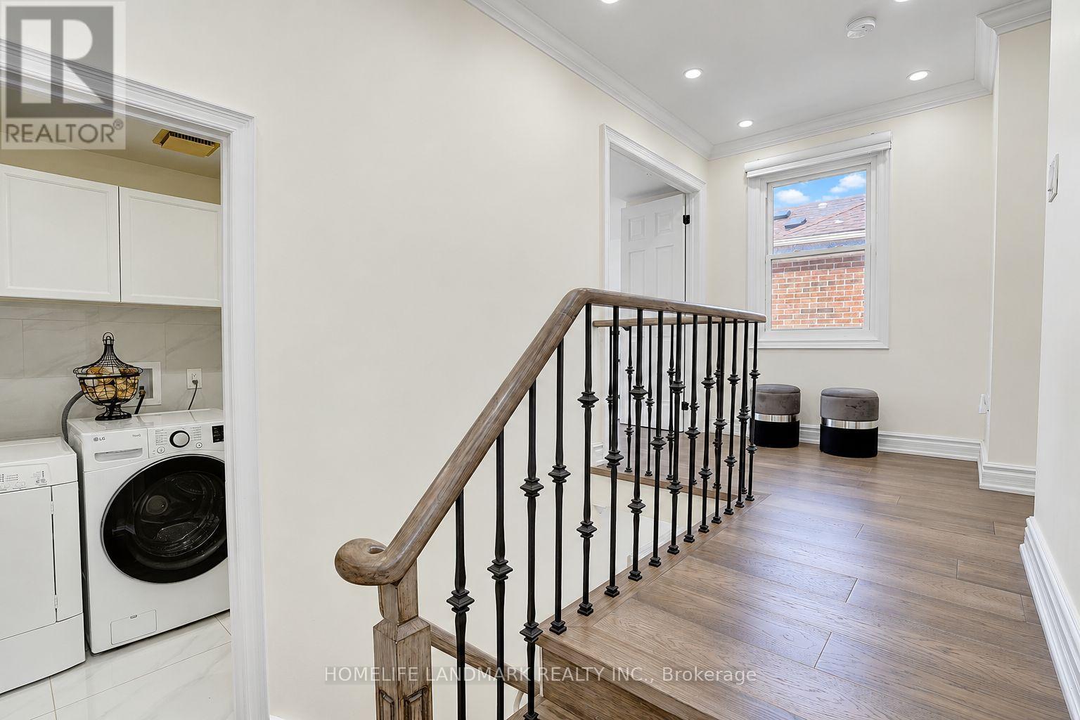 51 New Forest Square, Toronto, ON