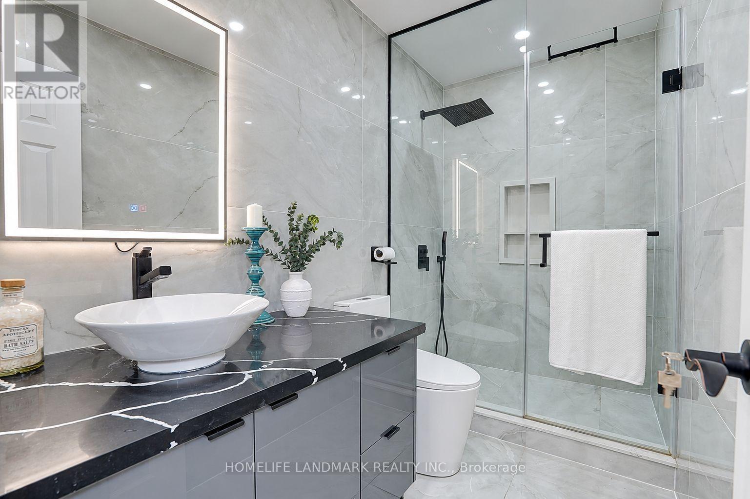 51 New Forest Square, Toronto, ON