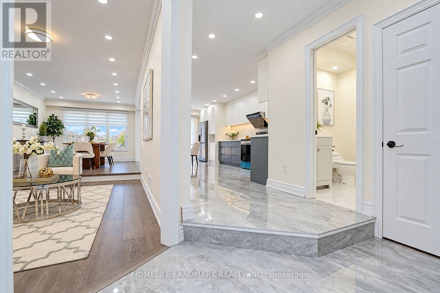 51 New Forest Square, Toronto, ON