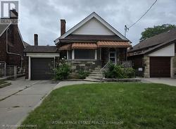 MAIN - 839 COXWELL AVENUE Toronto, ON M4C 3E8