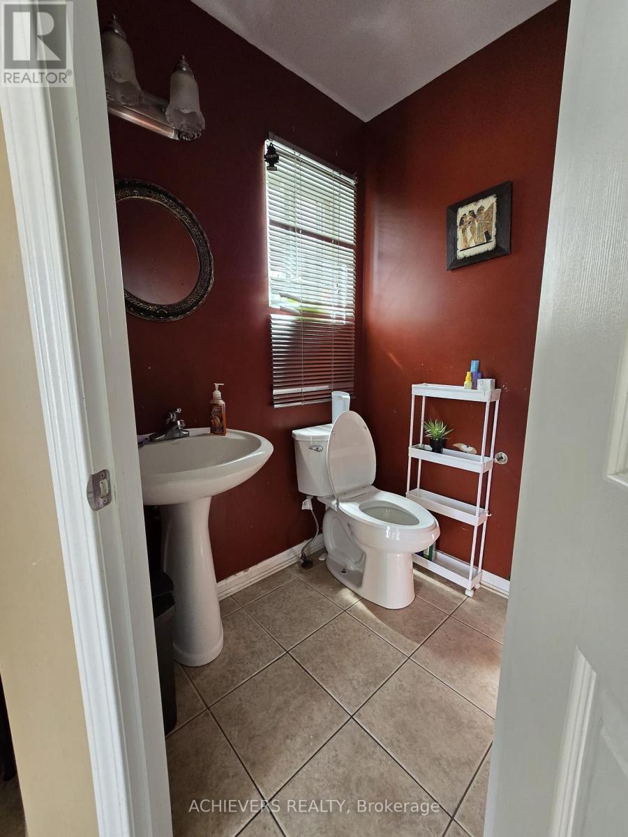240 Scottsdale Drive, Clarington, ON