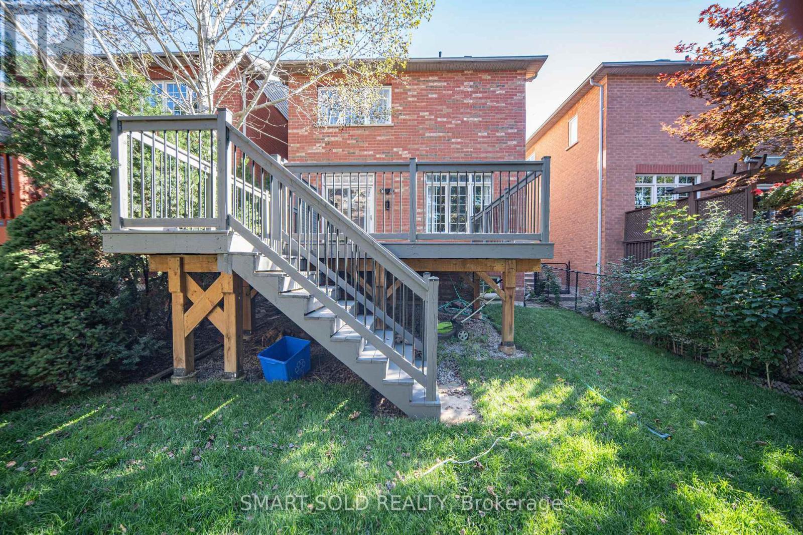 82 Ballymore Drive, Aurora, ON