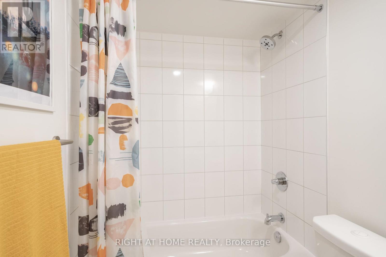 807 - 10 Wilby Crescent, Toronto, ON