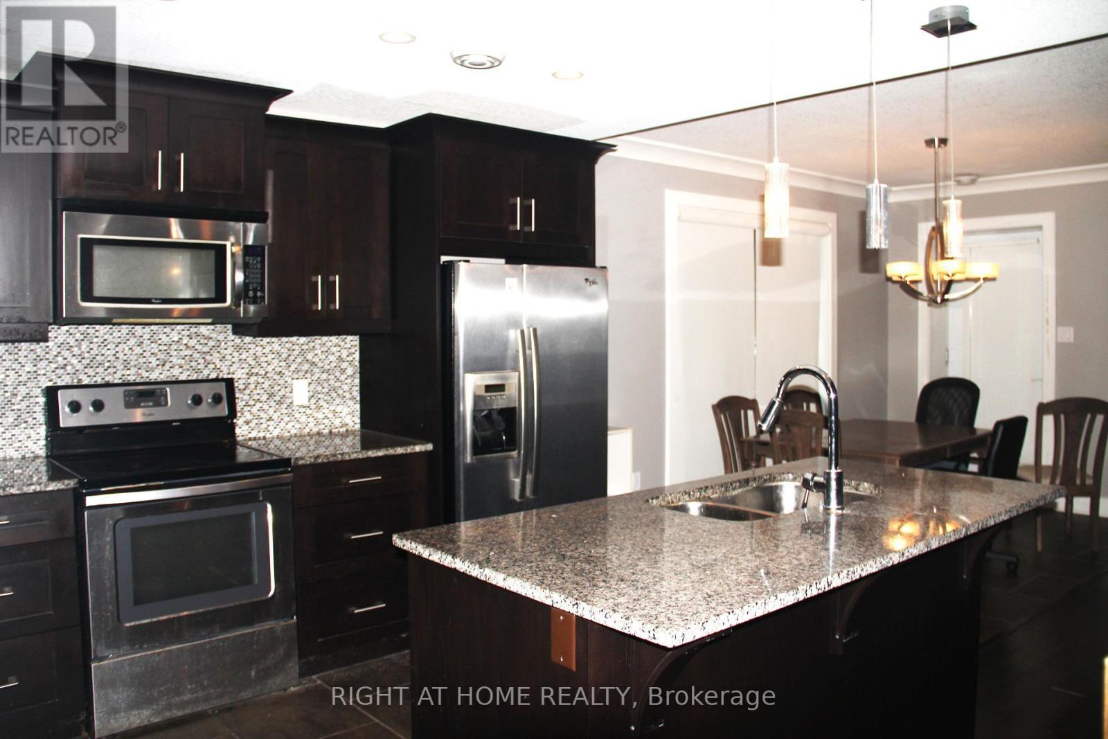 202 - 340 Sugarcreek Trail, London North, ON
