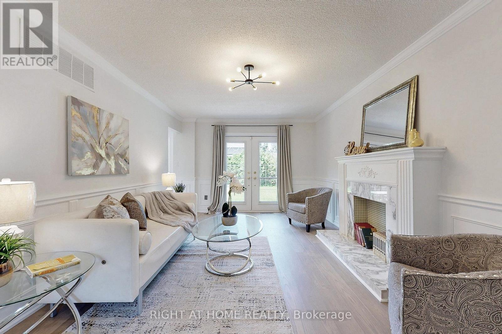 350 Sunset Beach Road, Richmond Hill, ON