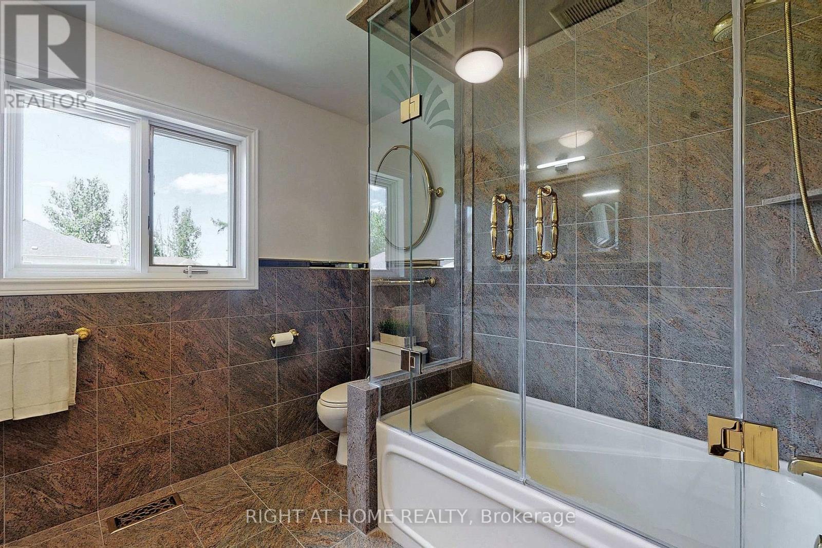 350 Sunset Beach Road, Richmond Hill, ON