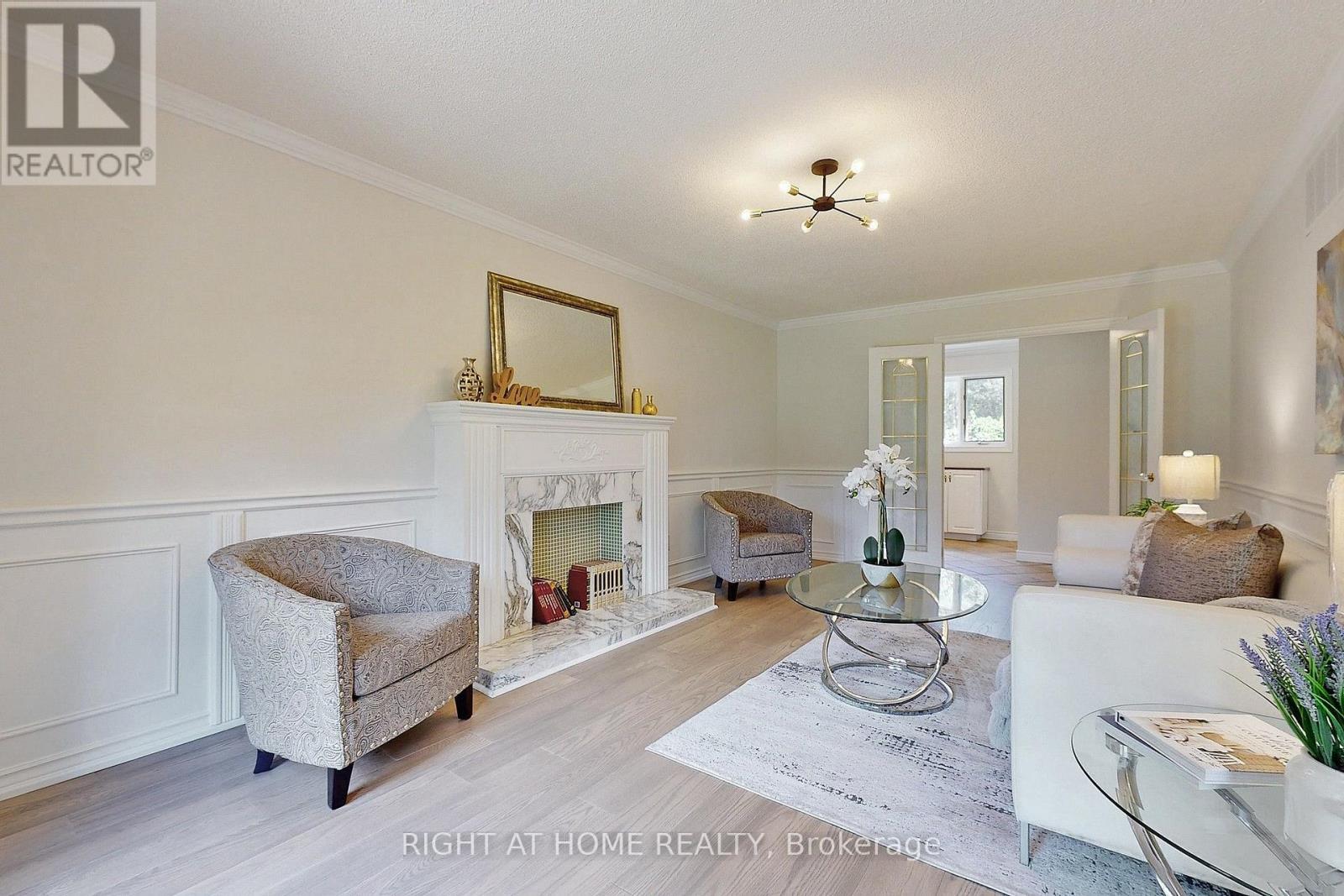 350 Sunset Beach Road, Richmond Hill, ON