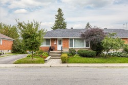 602 Av. Luck Côte-Saint-Luc, QC H4X 1B3