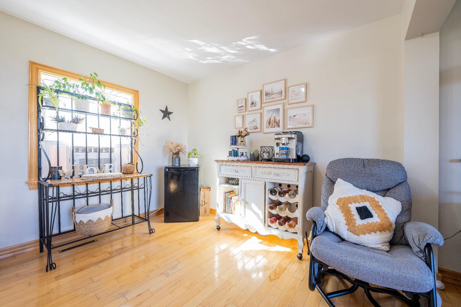 Living Room - 41 Ch. Seacow Path, Grosse-Île, QC
