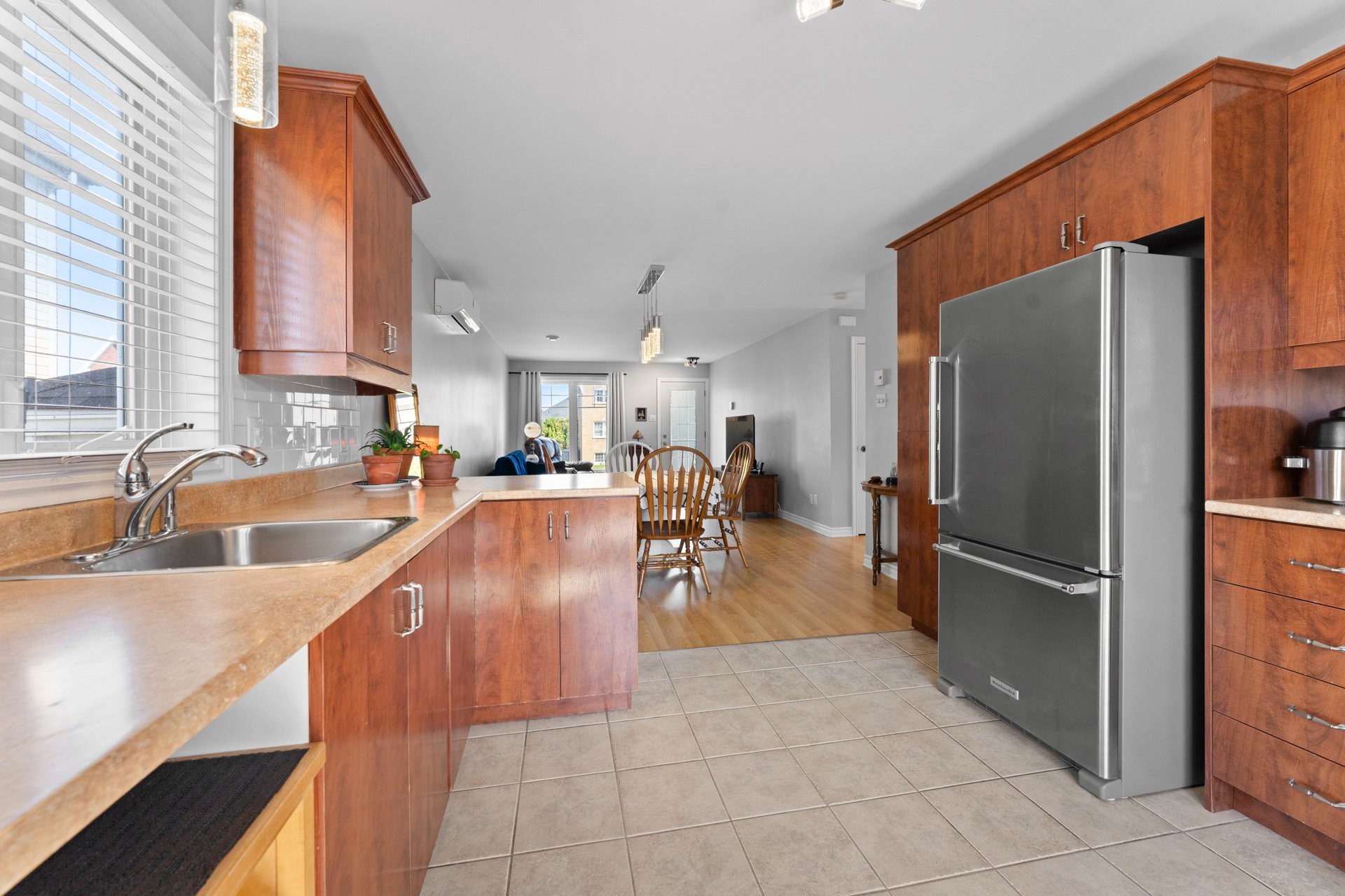Cuisine - 818A - 818C Boul. Le Bourg-Neuf, Repentigny (Le Gardeur), QC