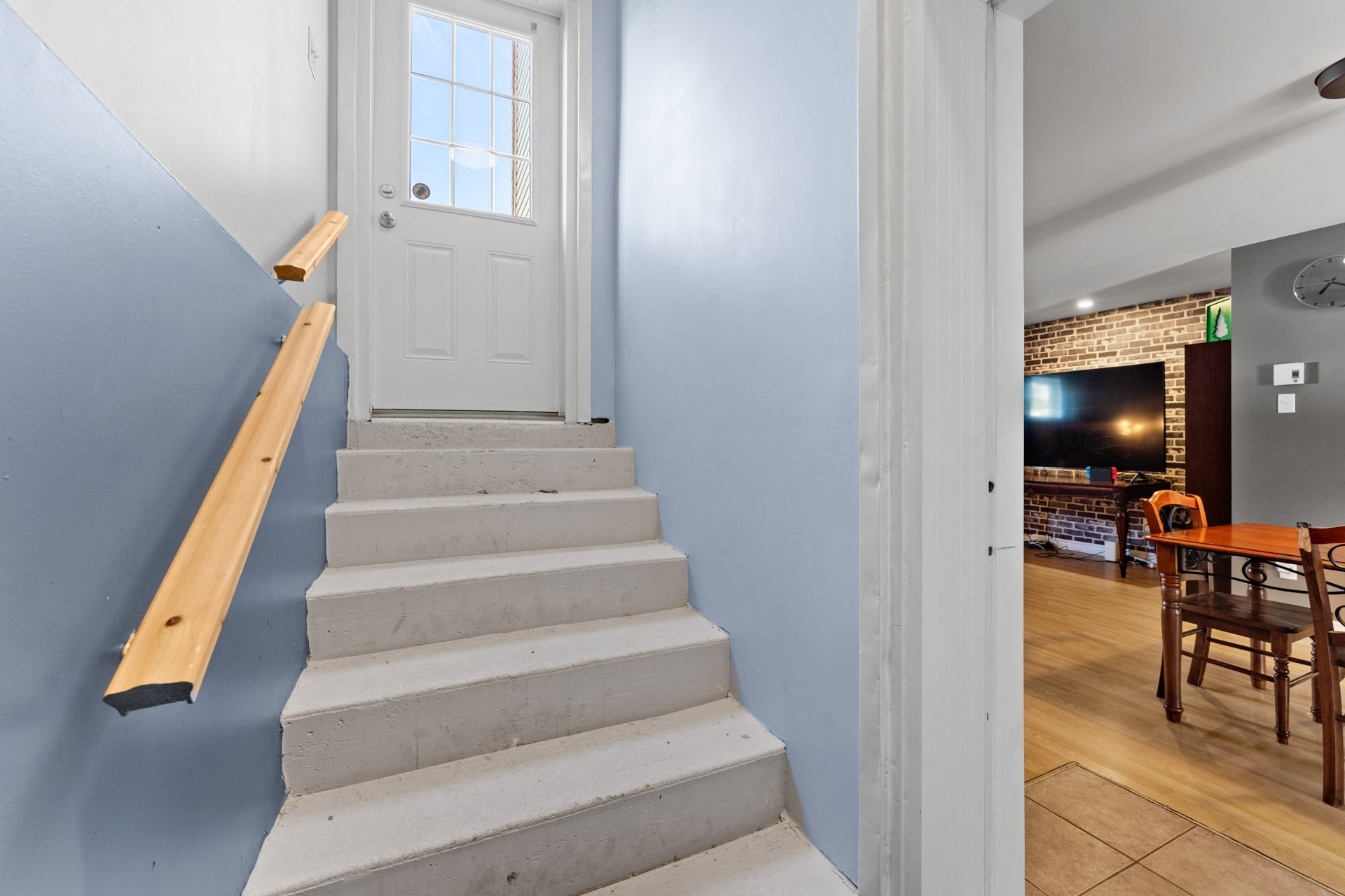 Hall d'entrée/Vestibule - 818A - 818C Boul. Le Bourg-Neuf, Repentigny (Le Gardeur), QC