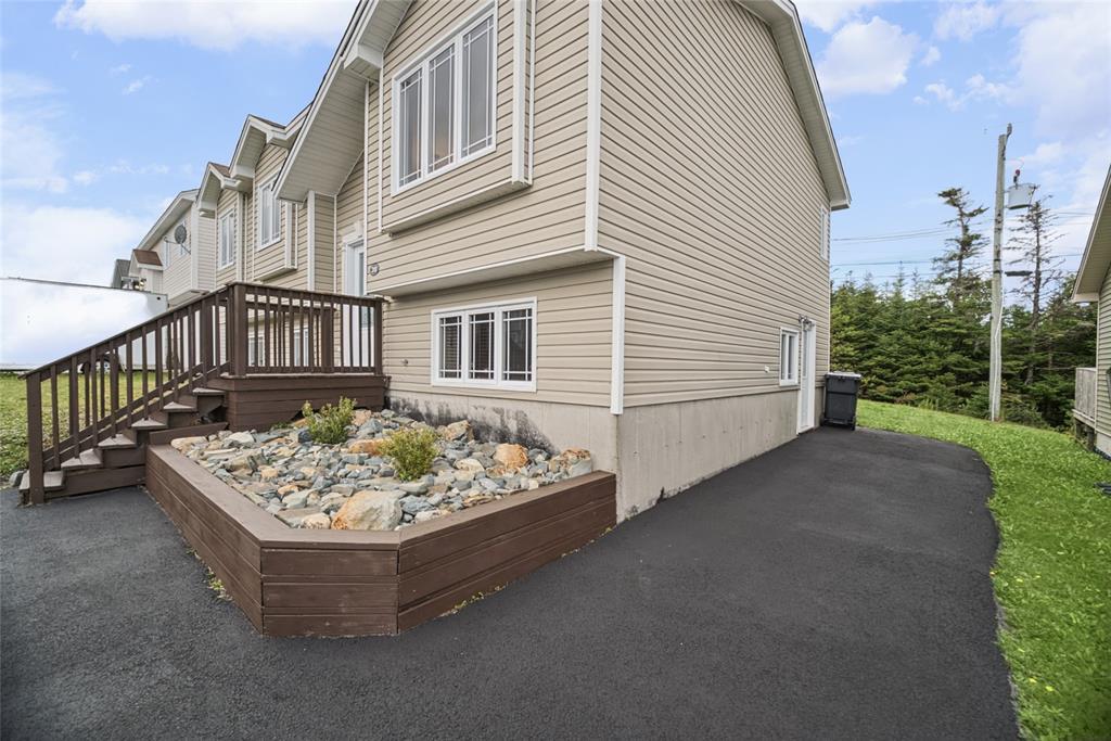 28 Westport Drive, Paradise, NL