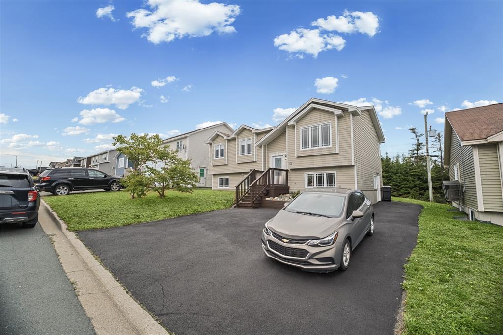 28 Westport Drive, Paradise, NL