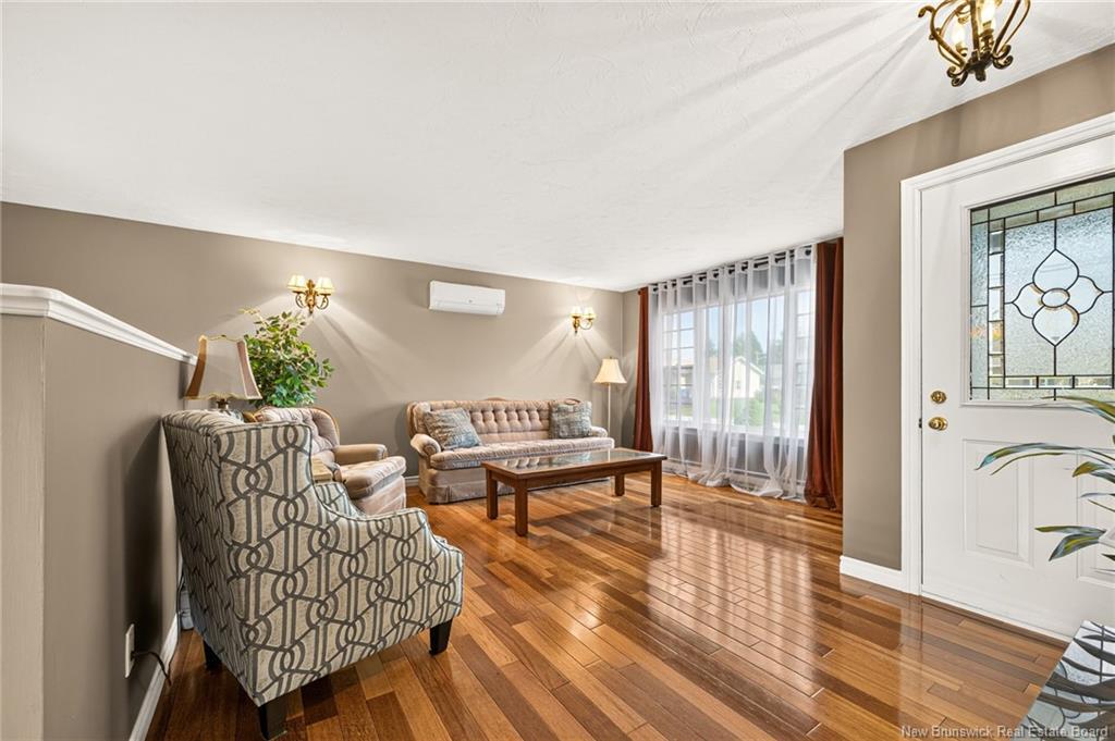 6 Chad Cres, Salisbury, NB