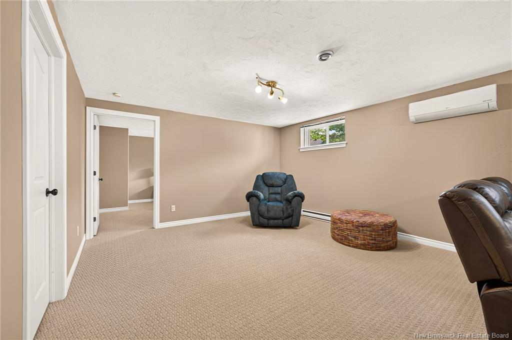 6 Chad Cres, Salisbury, NB