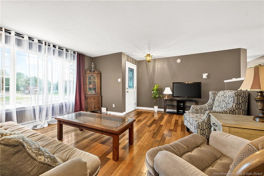 6 Chad Cres, Salisbury, NB