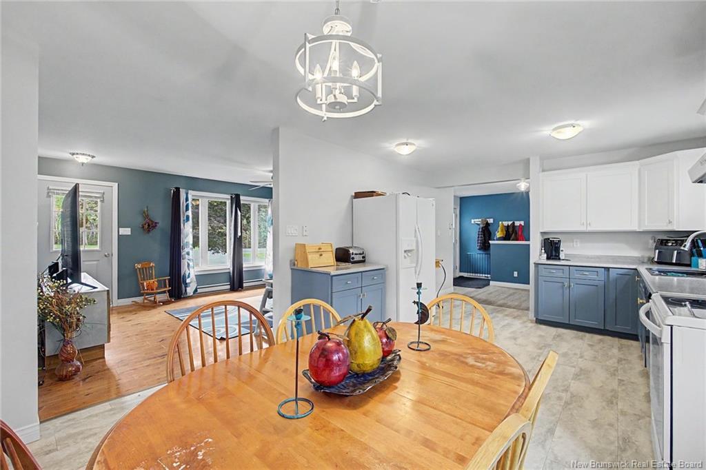 15 Brentwood Dr, Newbridge, NB