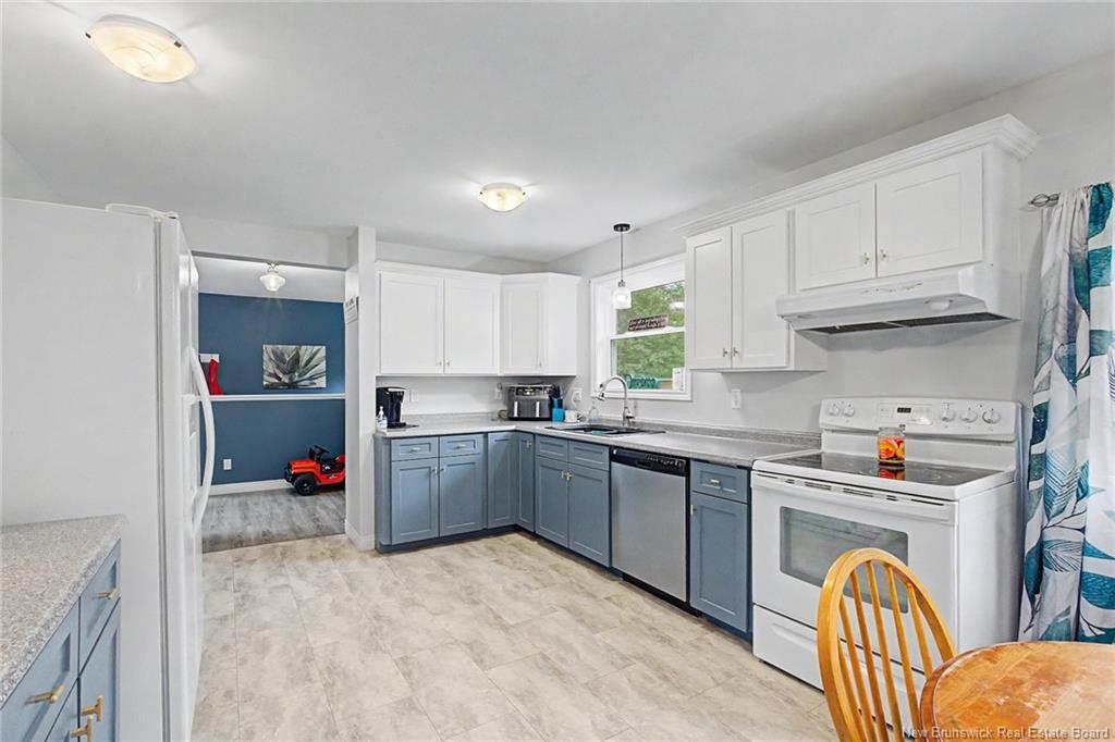 15 Brentwood Dr, Newbridge, NB
