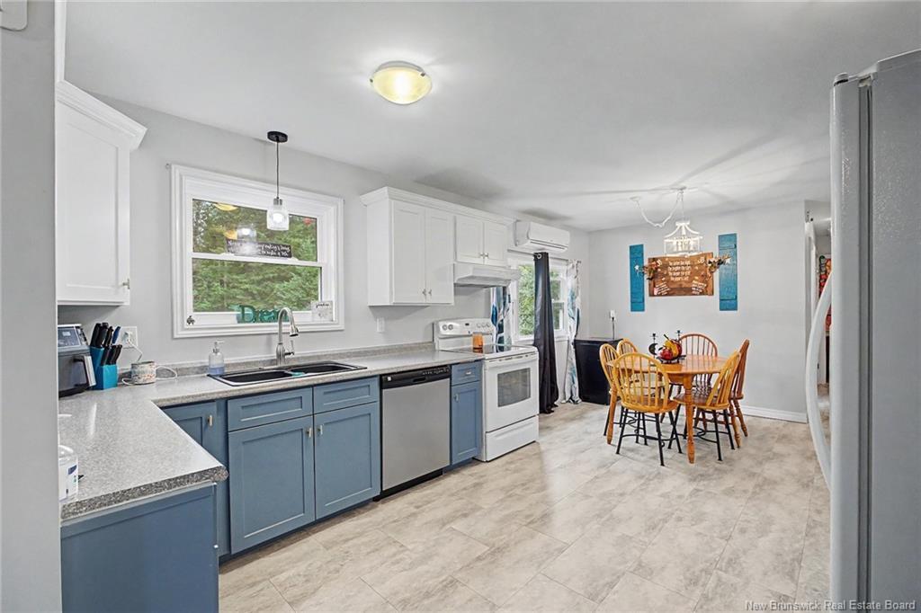 15 Brentwood Dr, Newbridge, NB