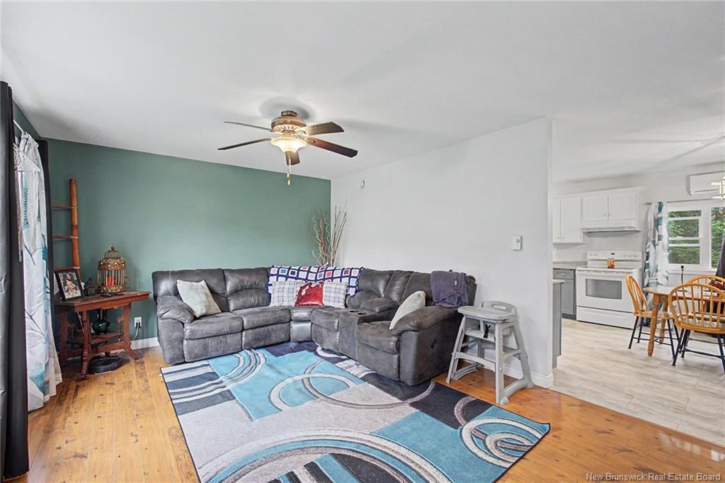 15 Brentwood Dr, Newbridge, NB