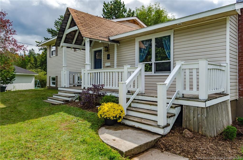 9 Woodward Cres, Quispamsis, NB