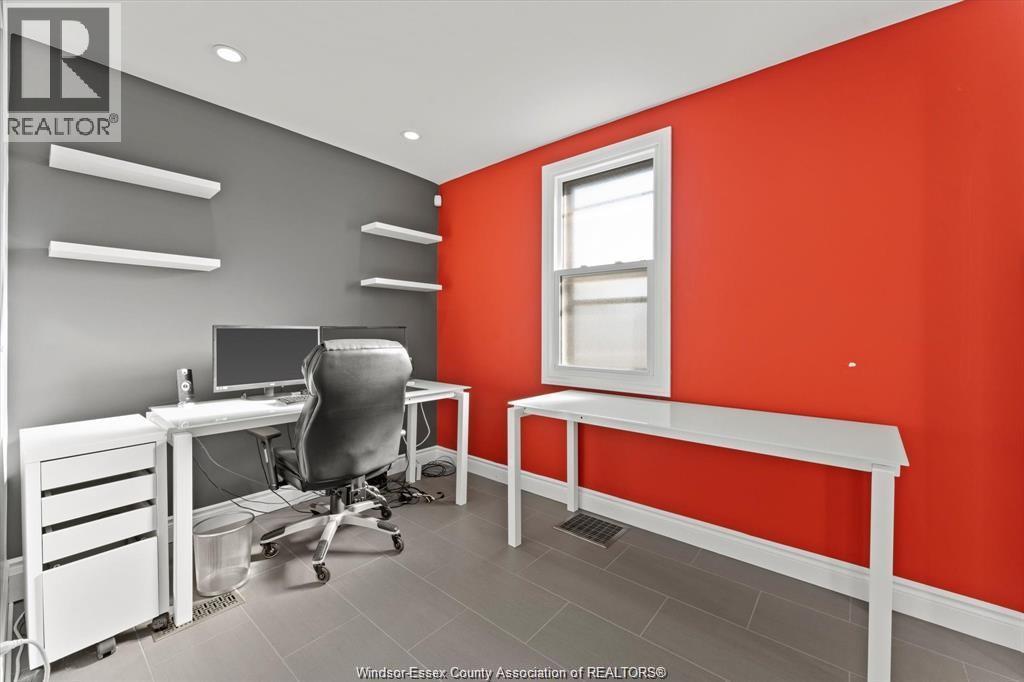 1145 Erie Street East, Windsor, ON