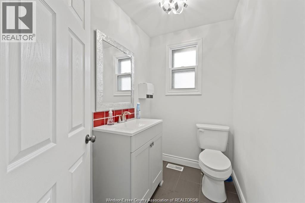 1145 Erie Street East, Windsor, ON