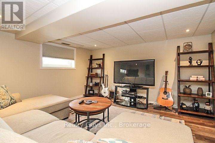 2106 Springwood Road, Peterborough (Monaghan Ward 2), ON