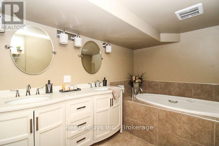 2106 Springwood Road, Peterborough (Monaghan Ward 2), ON