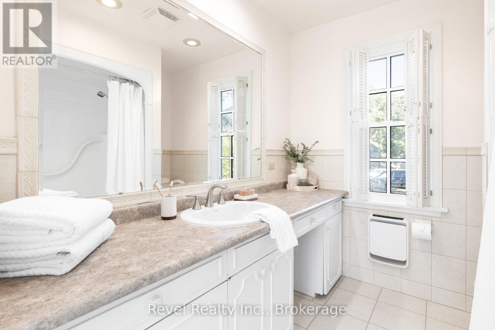 13 Sylvan Crescent, Kawartha Lakes (Lindsay), ON