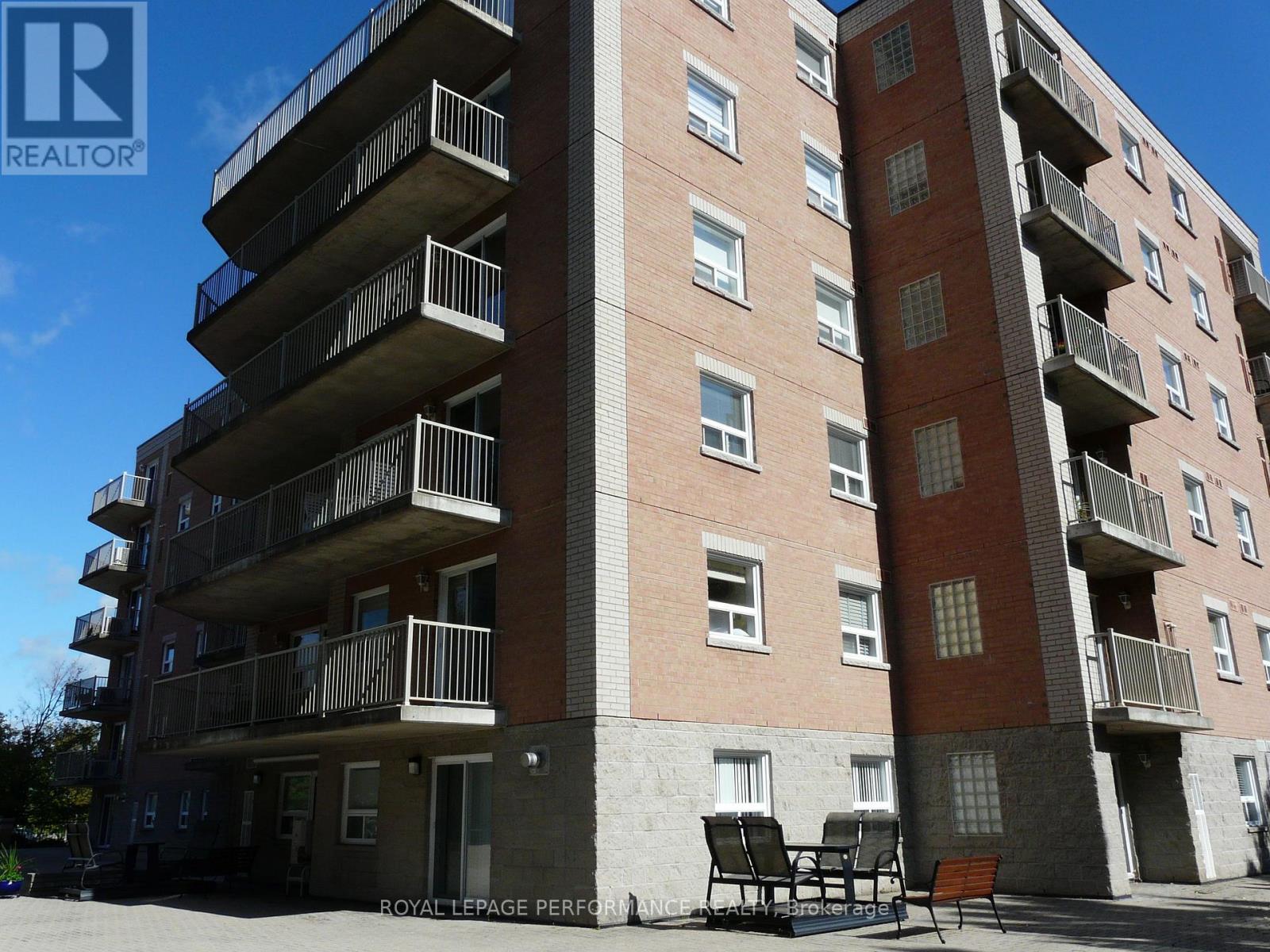 108 - 320 Centrum Boulevard, Ottawa, ON