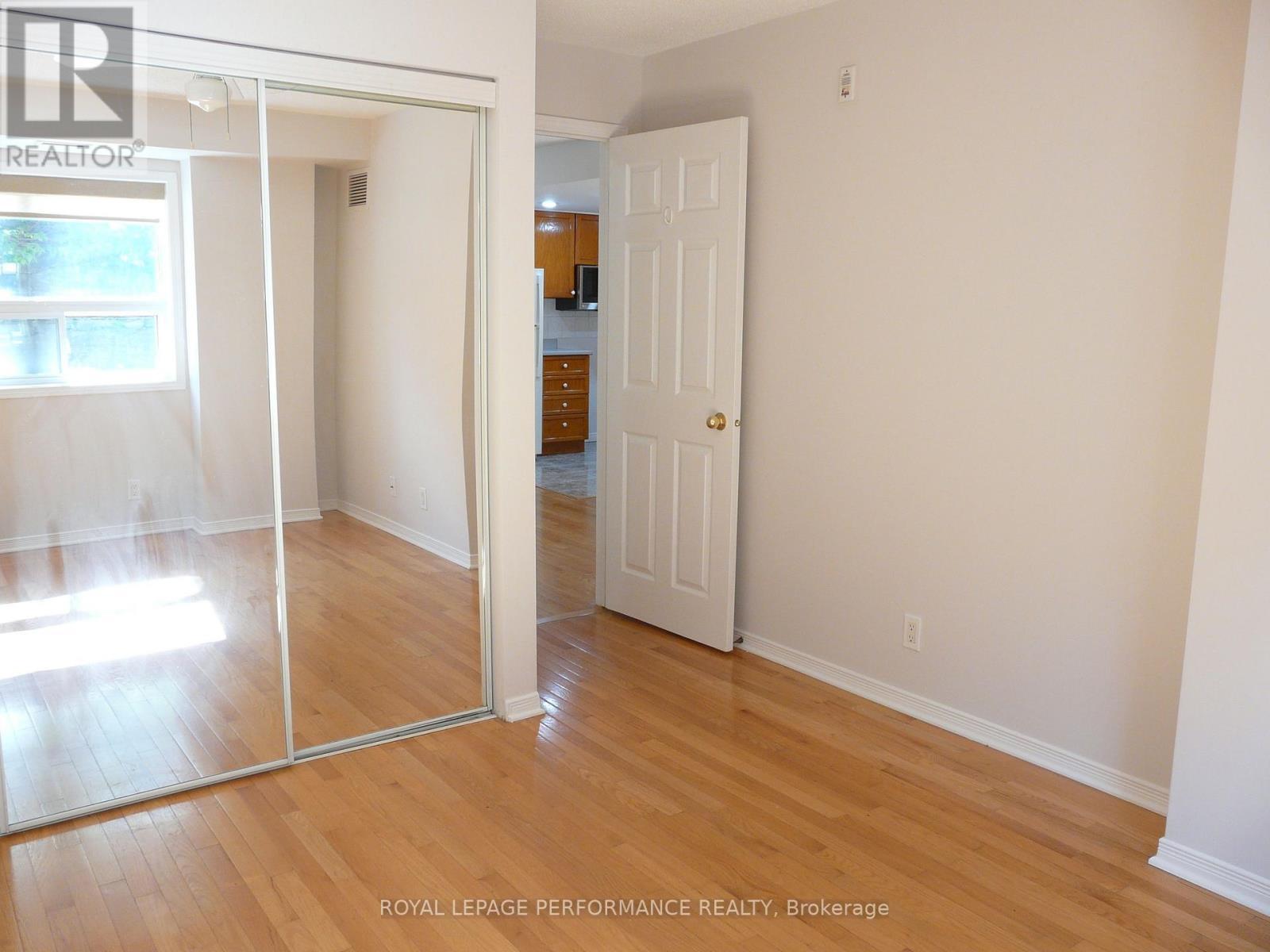 108 - 320 Centrum Boulevard, Ottawa, ON