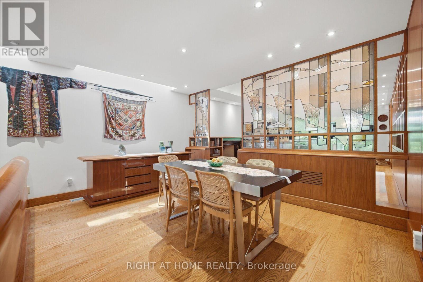 9 Saguenay Avenue E, Toronto, ON