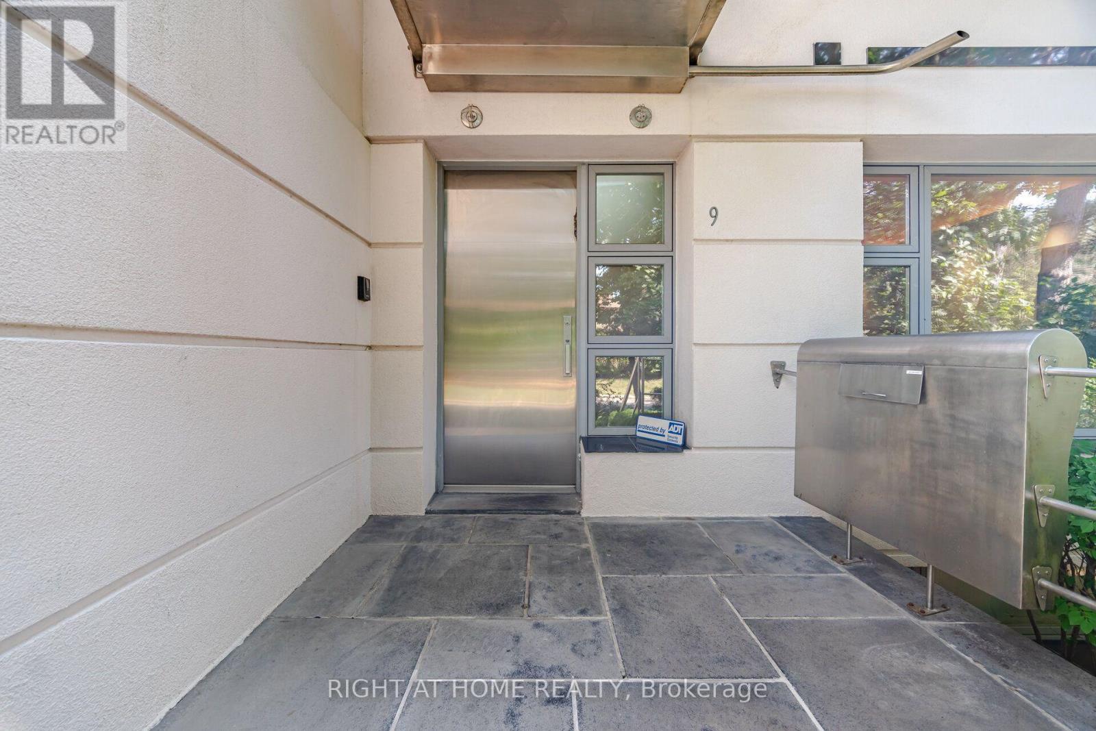 9 Saguenay Avenue E, Toronto, ON