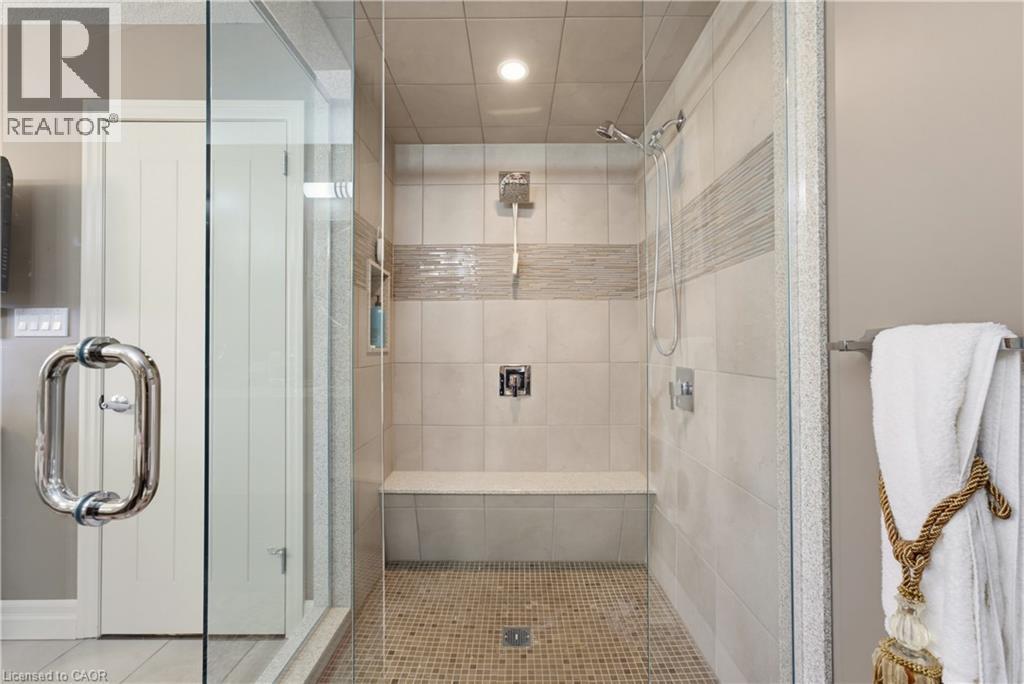 123 Oak Park Drive, Waterloo, ON