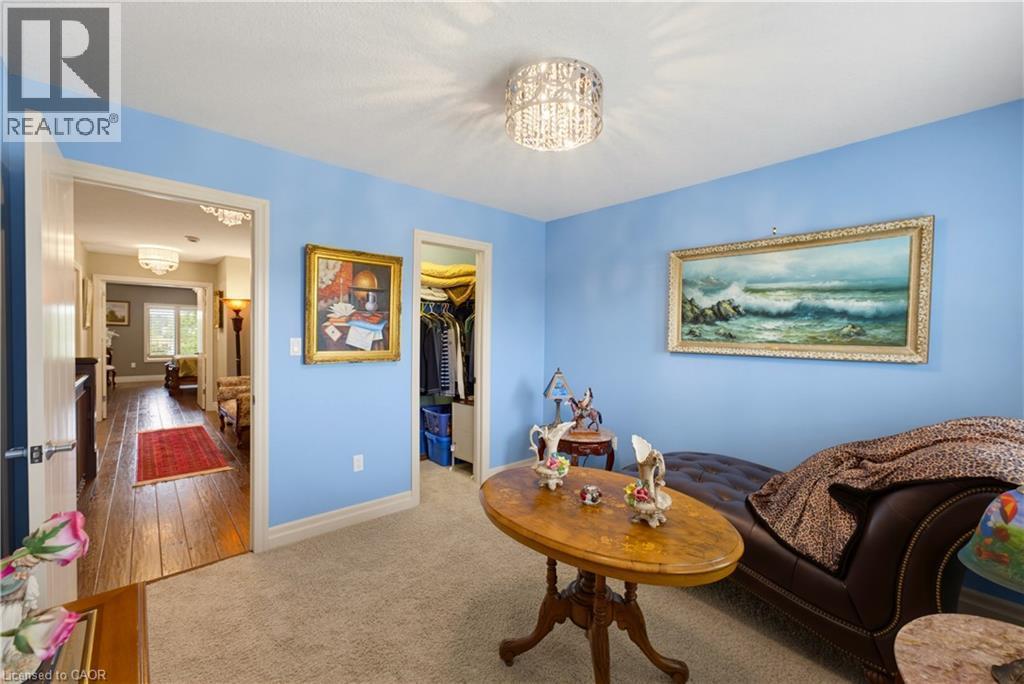 123 Oak Park Drive, Waterloo, ON