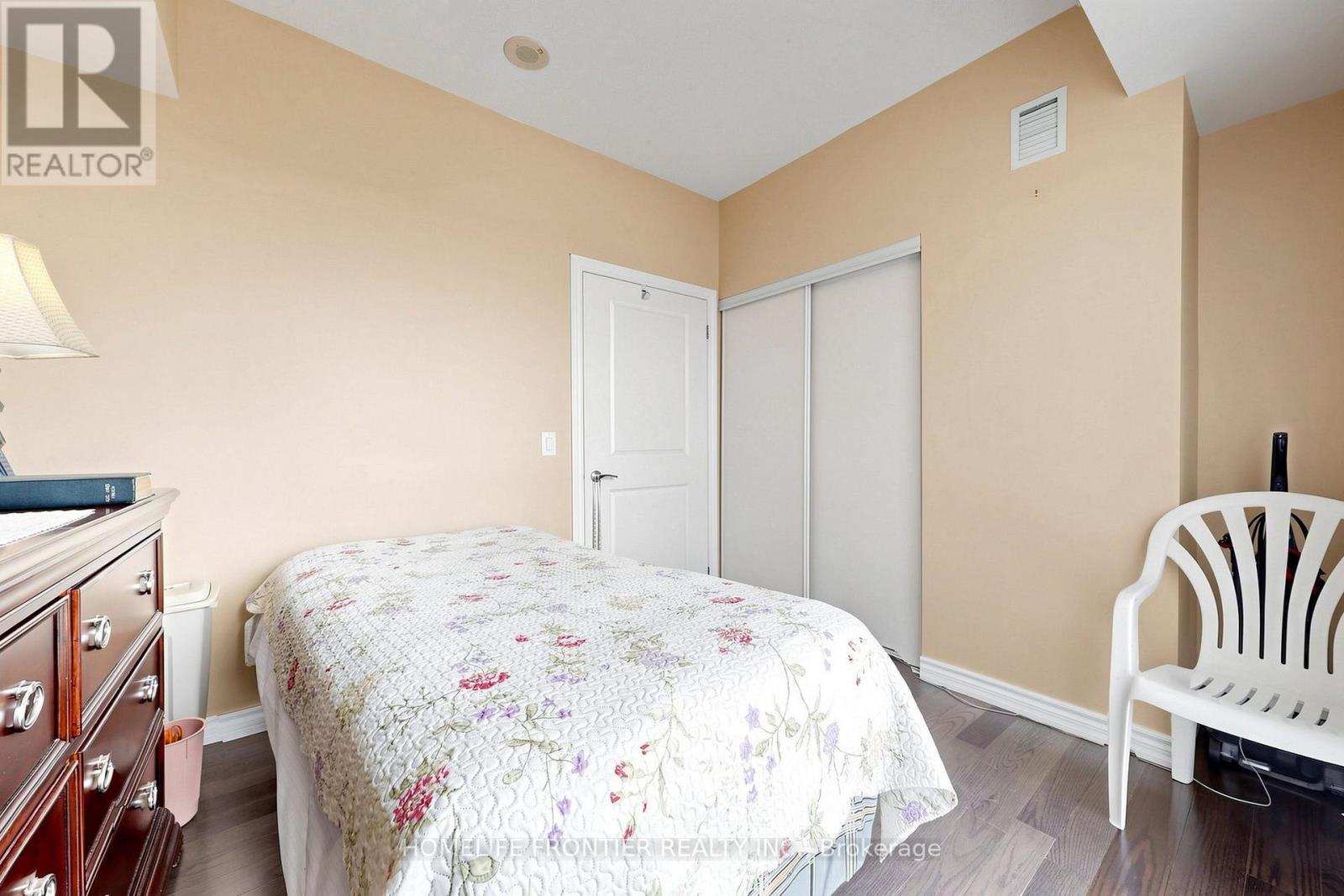 602 - 7730 Kipling Avenue, Vaughan, ON
