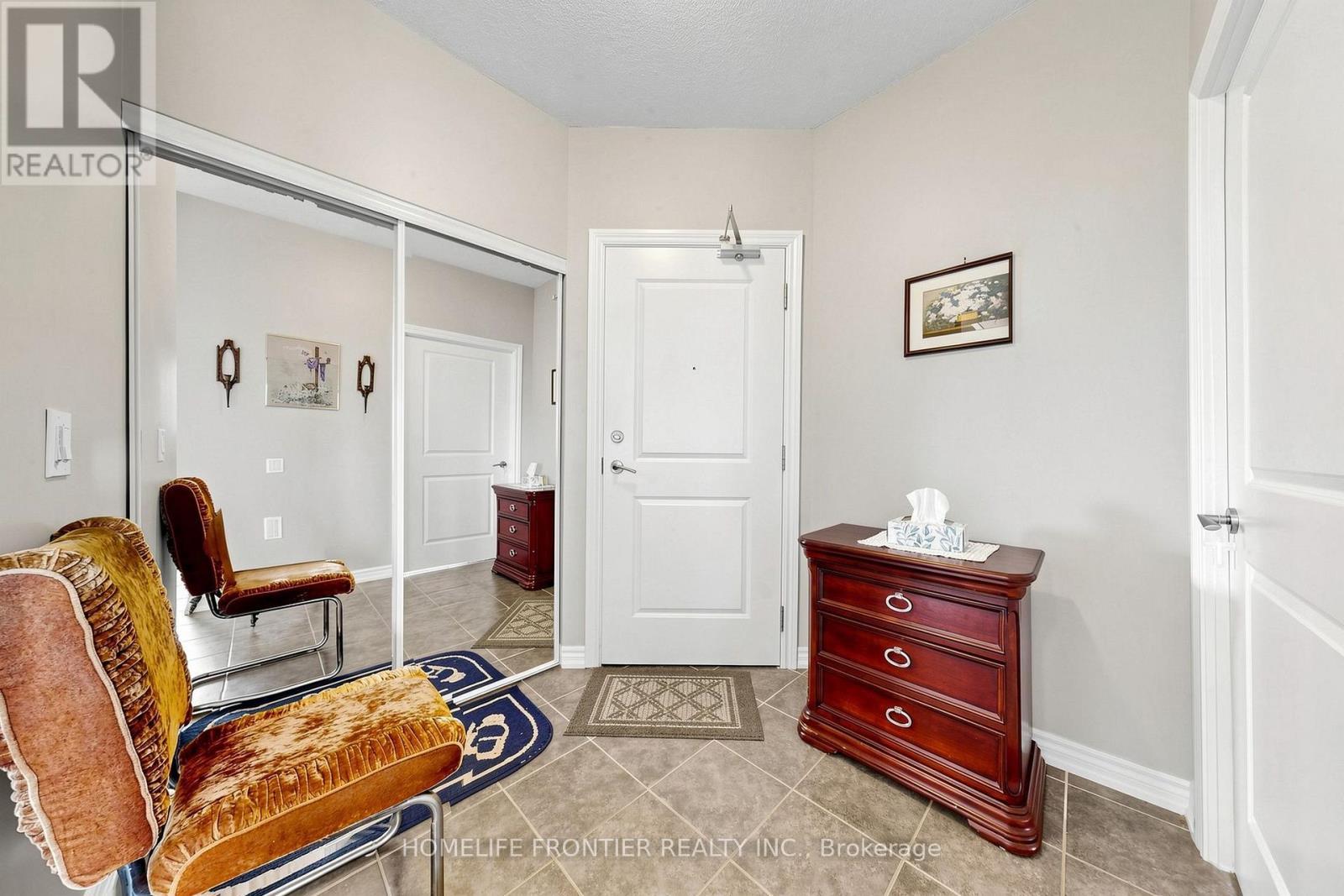 602 - 7730 Kipling Avenue, Vaughan, ON