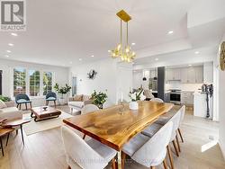 400 HANDLEY CRESCENT Newmarket, ON L3Y 4T4