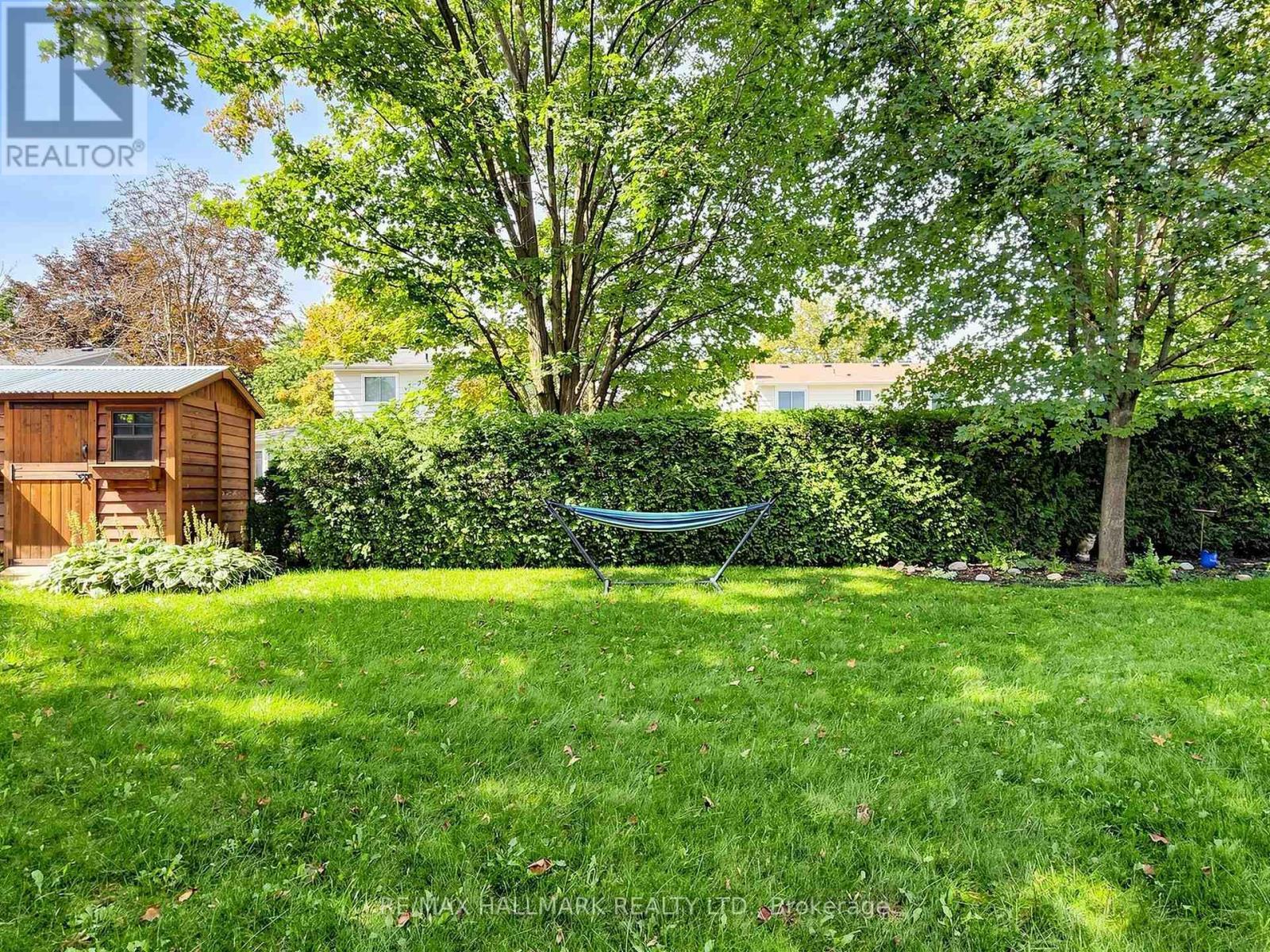 400 Handley Crescent, Newmarket, ON