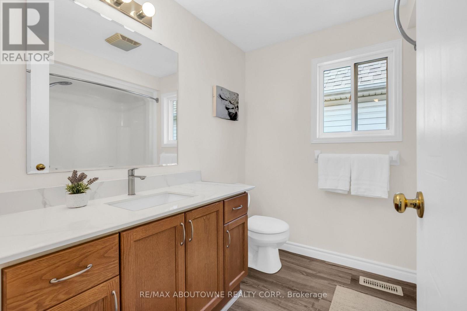 87 Houghton Street, Cambridge, ON