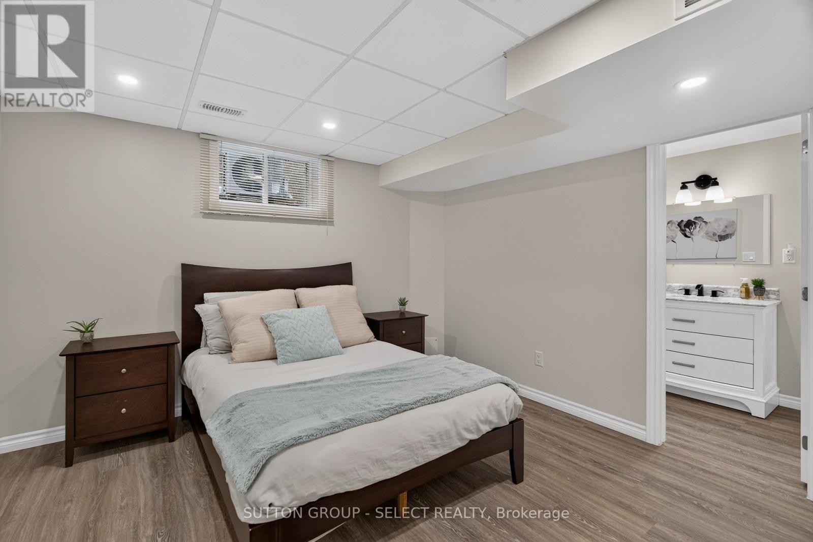 Bedroom 4 with 3-pc ensuite - 121 Tanoak Drive, London North (North E), ON
