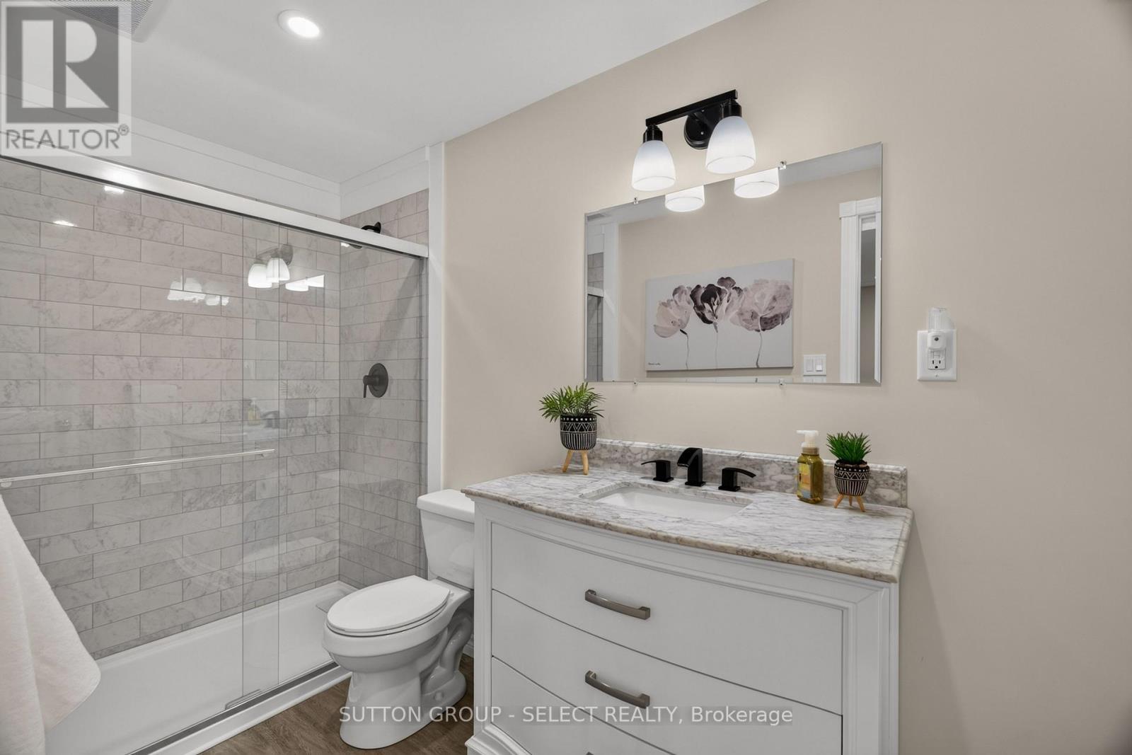 3-pc ensuite - 121 Tanoak Drive, London North (North E), ON